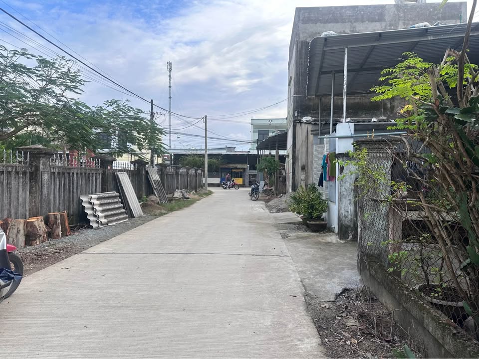 Đất mặt tiền đường ô tô Tịnh Phong 110m² giá chỉ 700 triệu - Đầu tư sinh lời cao!