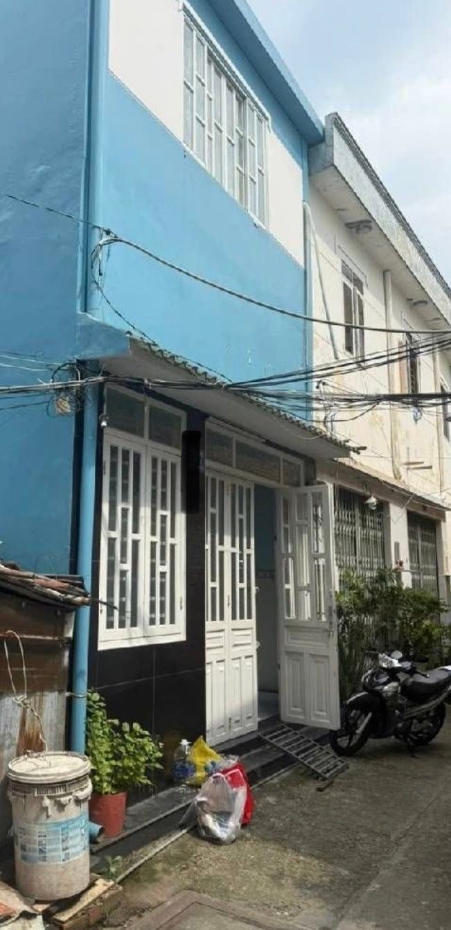 Nhà phố Trần Đình Xu, Quận 1 - 4,5 tỷ - Nở hậu, tiện ích đầy đủ!