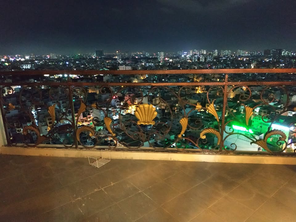 Căn hộ Flemington Quận 11 4PN giá 24 triệu - Không gian sống lý tưởng cho gia đình!