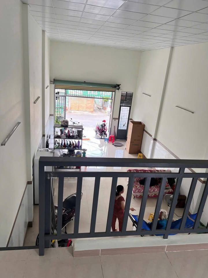 Cho thuê mặt tiền kinh doanh đường Hiệp Thành 35, quận 12, diện tích 110m² giá chỉ 9 triệu/tháng!