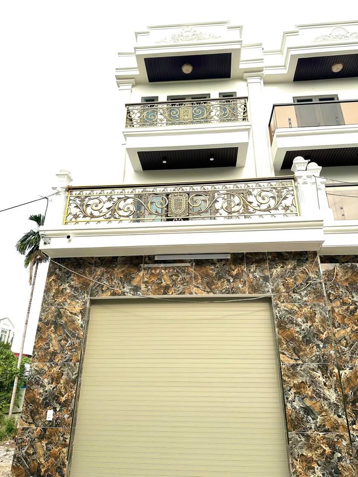 Nhà 3 tầng đường Trang Quan, An Đồng 59m² giá 3,25 tỷ - Full nội thất, ô tô vào tận cửa!