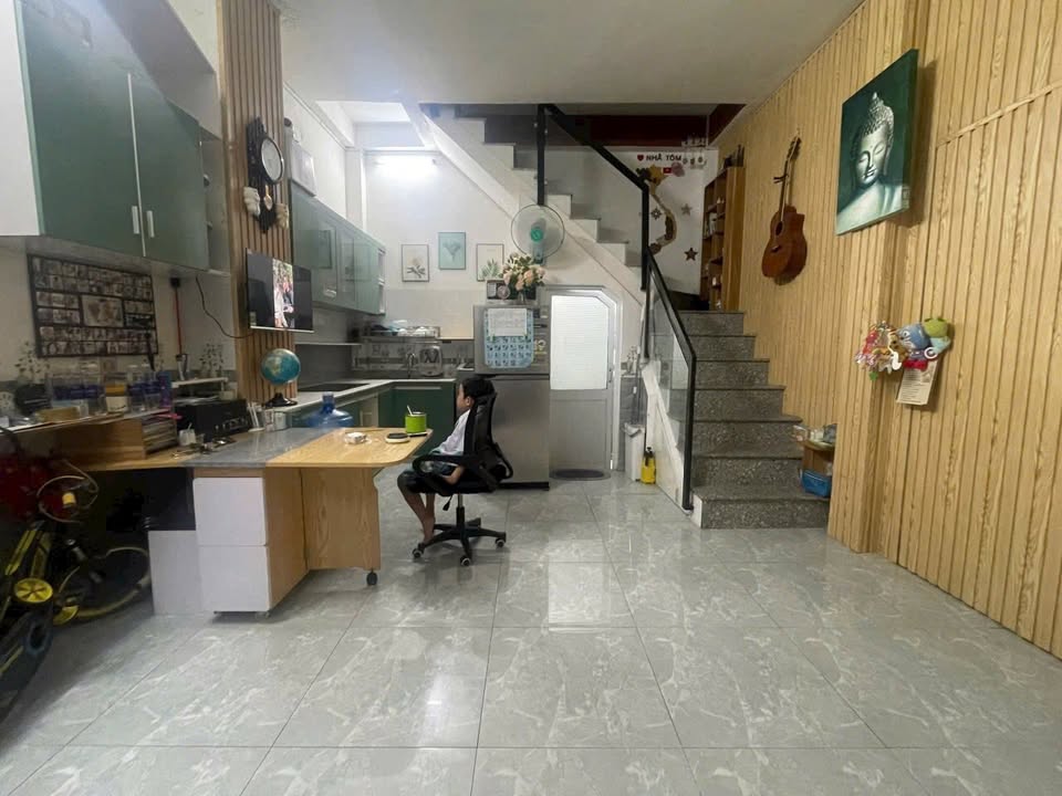 Nhà lầu đúc nhập khẩu tại Phường 4, Mỹ Tho, Tiền Giang - Giá chỉ 900 triệu