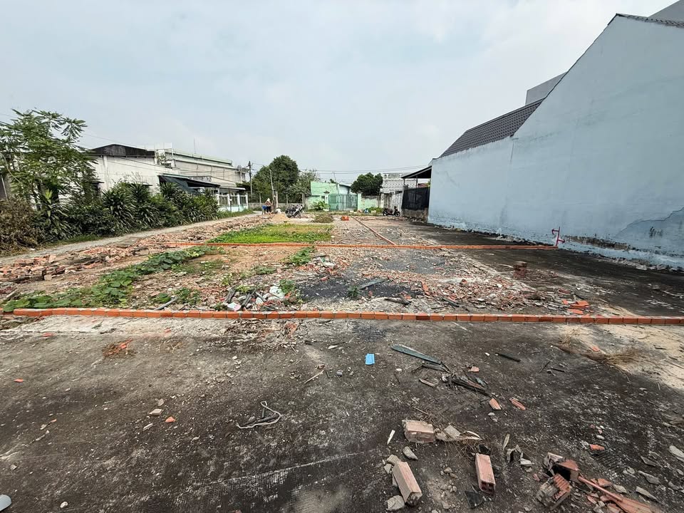 Đất nền Xuân Thới Sơn 70m² giá 1.8 tỷ - Pháp lý rõ ràng, vị trí đẹp!