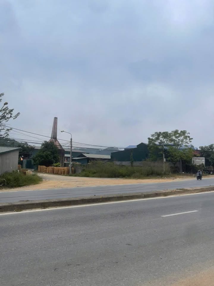 Đất TMDV 596m² phường Lào Cai giá 2.5 tỷ - Đầu tư sinh lời ngay!