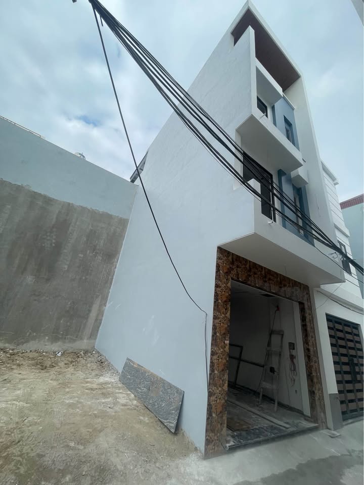 Nhà 4 tầng tại trung tâm An Dương 48m² giá chỉ 3.25 tỷ - Ô tô để trong nhà!