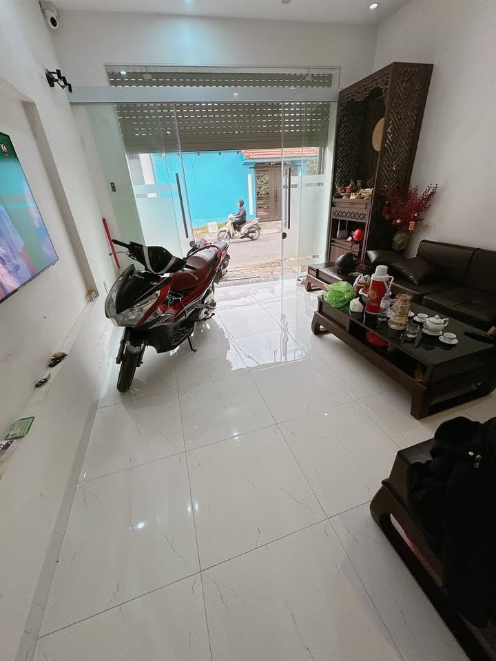 Nhà bán quận Kiến An 60m² giá 3 tỷ - Full nội thất, vào ở ngay!