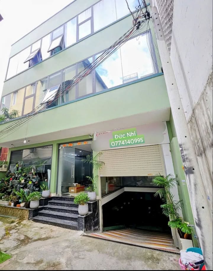 Căn hộ dịch vụ Tây Thanh Tân Phú 850m² giá 17.5 tỷ - Đầu tư sinh lời cao!