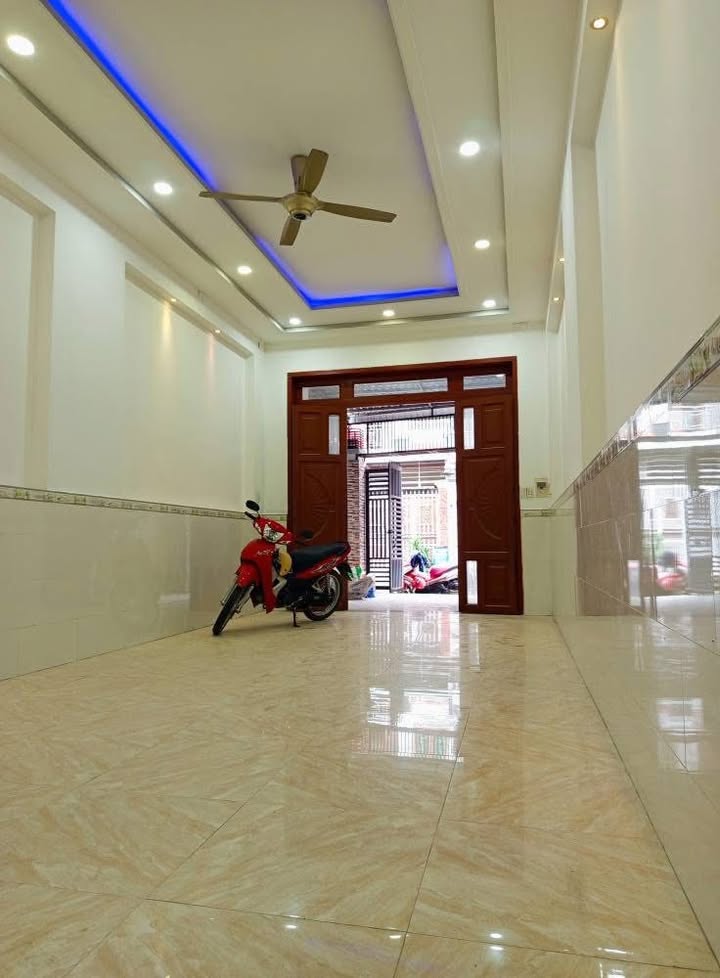 Nhà phố Tân Bình Dĩ An 78m² giá 3.3 tỷ - Thiết kế hiện đại, sổ riêng