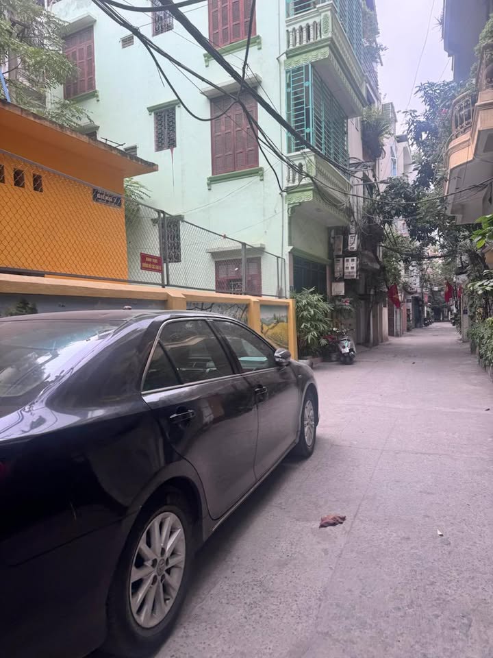 Nhà phố Đội Nhân, Ba Đình 57m² giá 20 tỷ - Ô tô vào tận nhà!