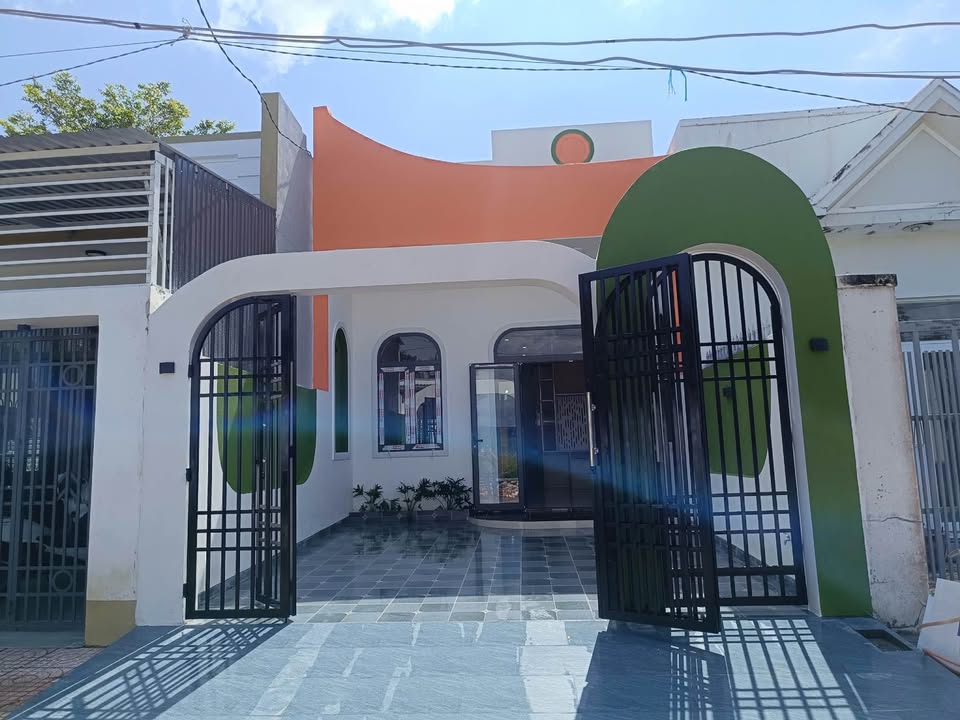 Nhà cấp 4 mới xây Phong Nẫm, 100m² giá 1.45 tỷ - Sẵn sàng vào ở ngay!