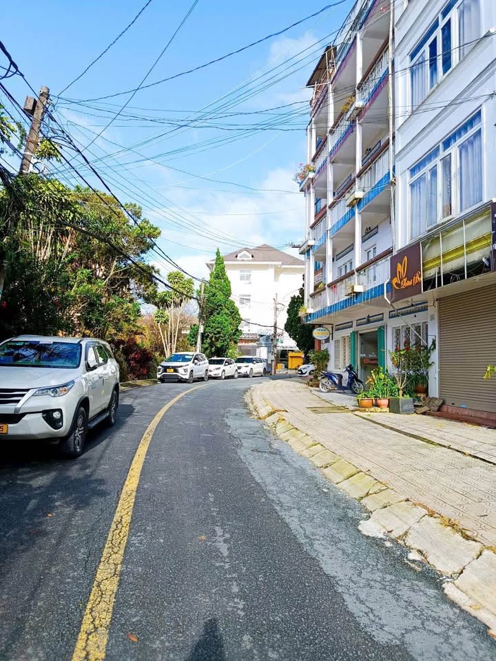 Nhà Mặt Tiền Kinh Doanh Đường Phan Như Thạch, Đà Lạt 44m² giá 9 tỷ - Cơ hội đầu tư sinh lời!