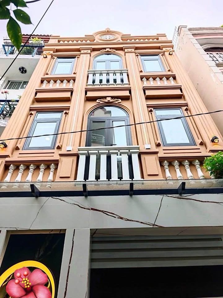 Căn hộ dịch vụ tại Phú Nhuận 90m² giá thỏa thuận - Đầu tư sinh lời 90 triệu/tháng!