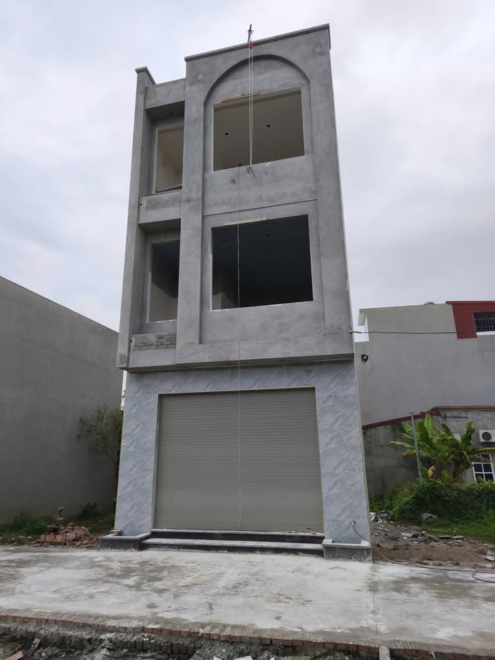 Nhà 3 tầng độc lập Dương Kinh 45m² giá 2 tỷ - Ô tô vào tận đất!