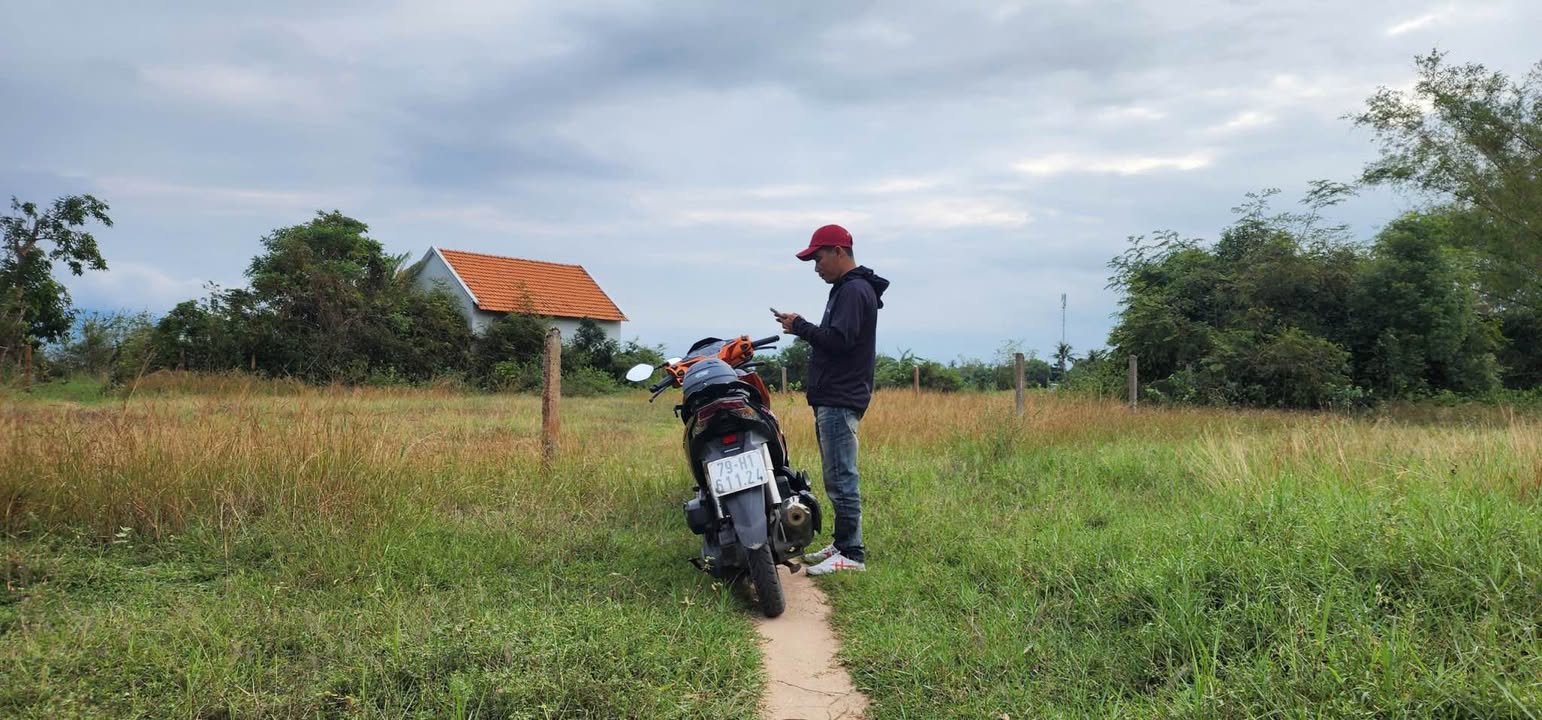 Đất nền thổ cư Vạn Thắng 900m² giá 1 tỷ - Cách sân bay 2km!