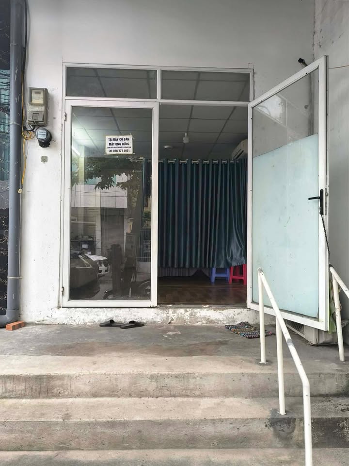 Cho thuê mặt bằng đường Trương Chí Cương, Hải Châu, Đà Nẵng 30m² - Vị trí đắc địa ngay ngã tư!