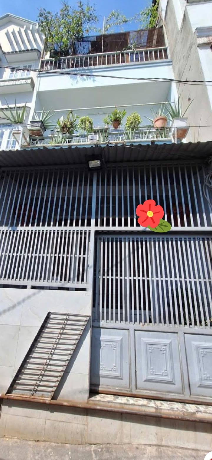 Nhà riêng Tân Phú, Quận 7 - 50m² giá 7 tỷ - Hẻm thông thoáng, sổ hồng chính chủ!