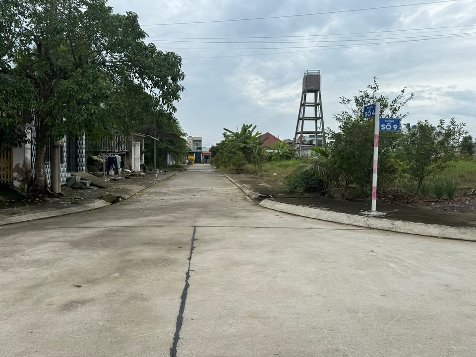 Đất nền ấp 4 Lương Bình, Bến Lức 100m² giá từ 1.3 tỷ - Cơ hội đầu tư hấp dẫn!