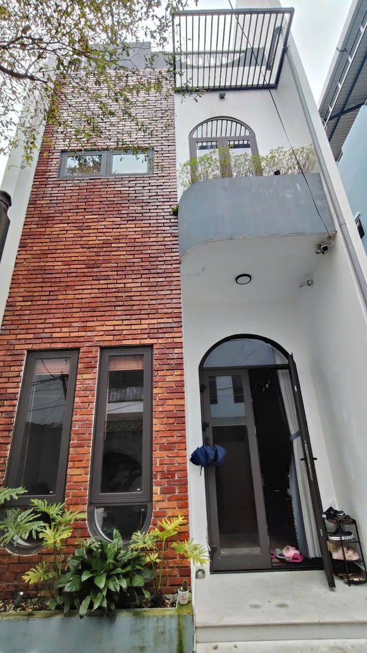 Nhà phố hiện đại đường Phạm Nhữ Tăng 57m² giá 4.9 tỷ - Sẵn sàng ở ngay!