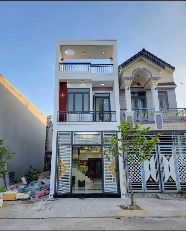 Nhà 2 tầng Phường Tân Hiệp, Tân Uyên 72m² giá 1.95 tỷ - Sổ hồng chính chủ!