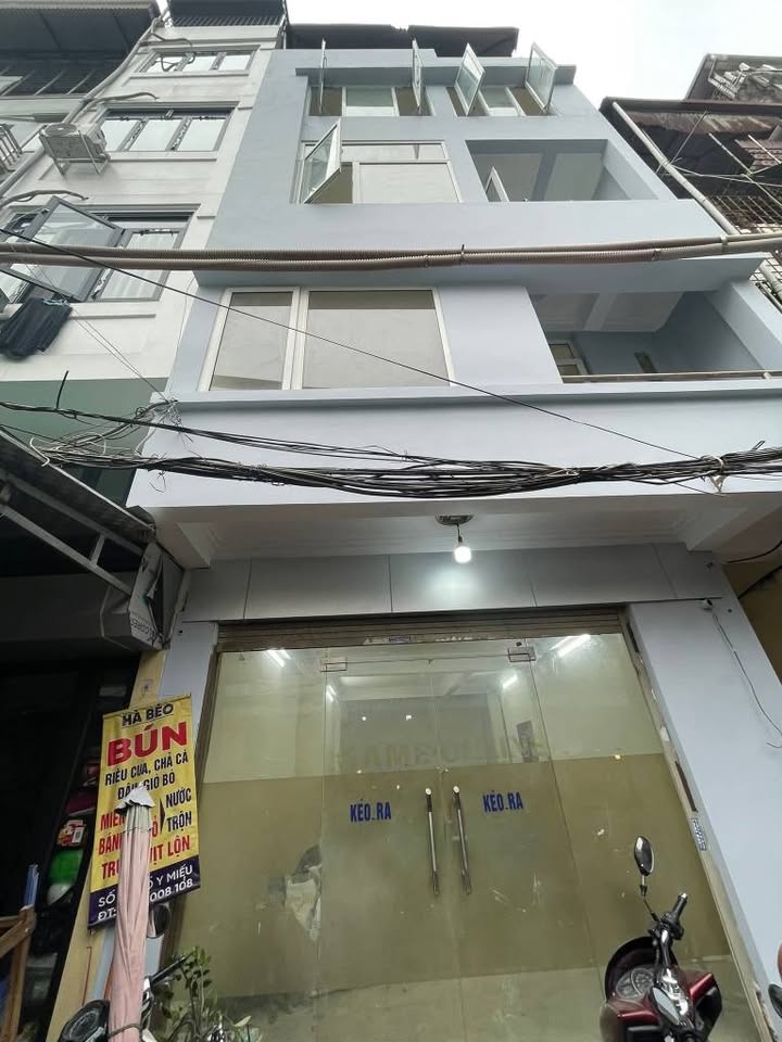 Nhà mặt phố Chợ Ngô Sỹ Liên, Đống Đa 64m² giá 18.9 tỷ - Đầu tư sinh lời ngay!