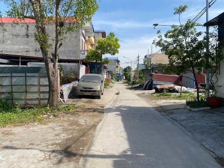 Lô đất 137m² tại Lương Quán, Nam Sơn - Giá chỉ 2.74 tỷ - Đầu tư sinh lời!