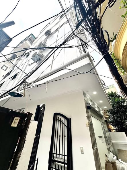 Nhà mới cứng Vĩnh Phúc, Ba Đình 40m² giá 12.1 tỷ - Full nội thất, lô góc, thang máy