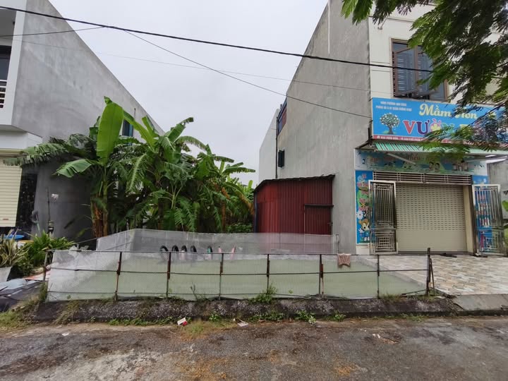 Đất nền khu Vườn Đốm Dương Kinh 65m² giá 2 tỷ - Tiện ích đầy đủ, vị trí đắc địa!