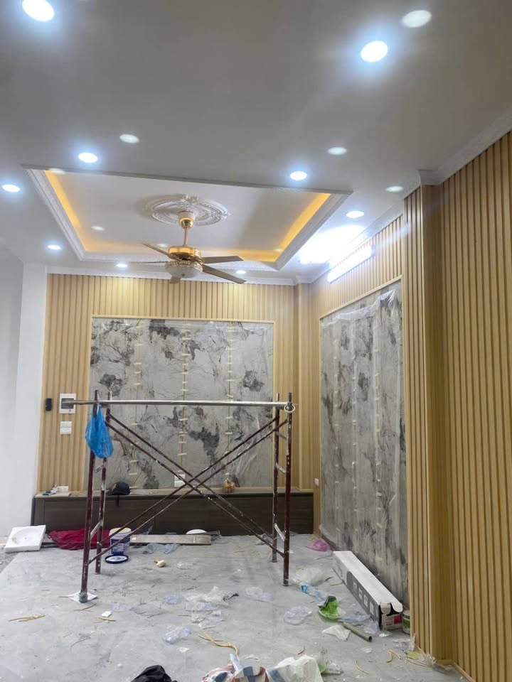 Nhà phố Liên Ninh 67.2m² giá 6.4 tỷ - Sổ hồng chính chủ, ô tô vào tận nơi!