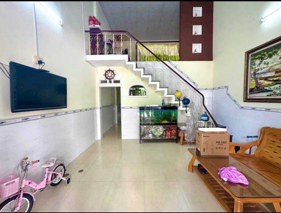 Nhà riêng Đường Thông Quy Nhơn 93m² giá 5 tỷ - Ô tô đậu cửa, gần biển!