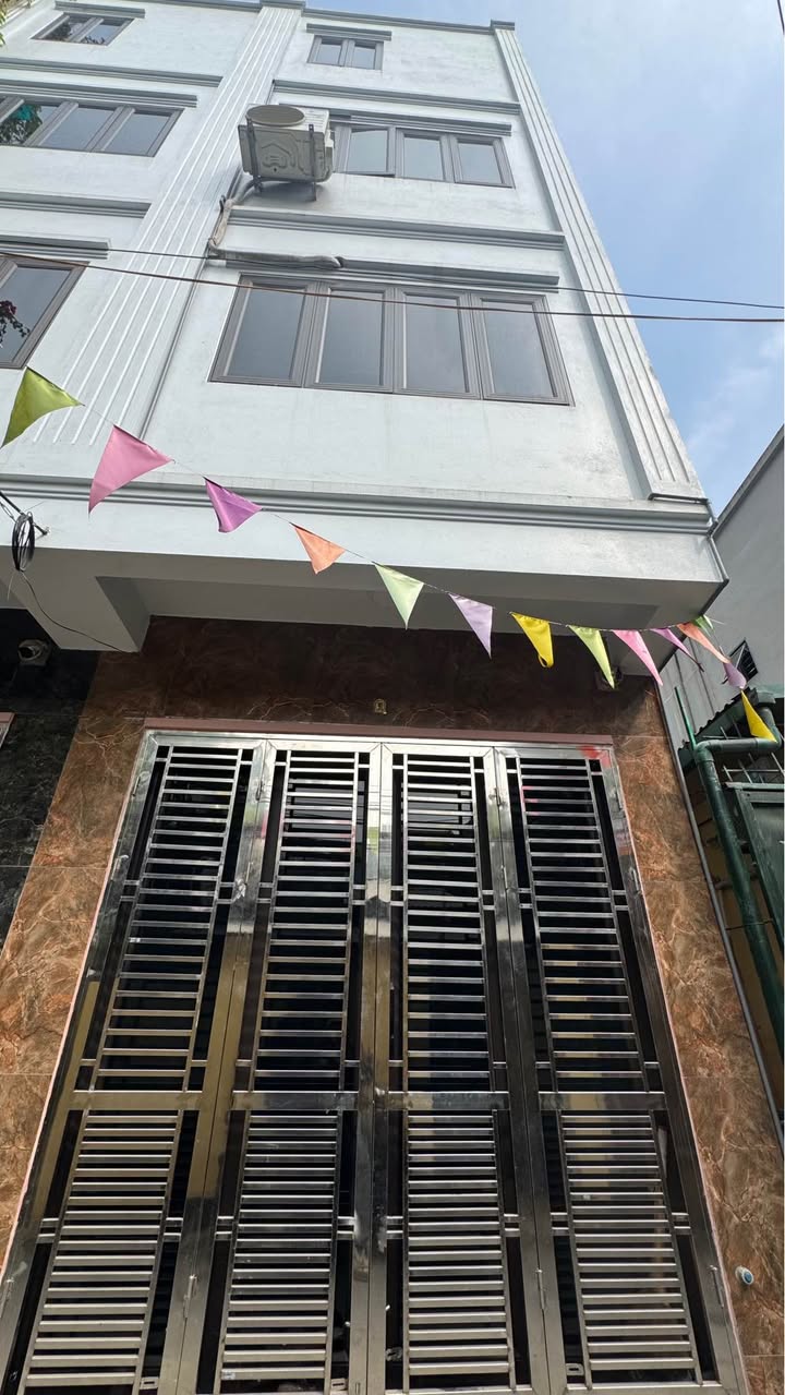 Nhà riêng Kẻ Vẽ 34m² - 4 tầng - Đỗ ô tô - Gần trường học