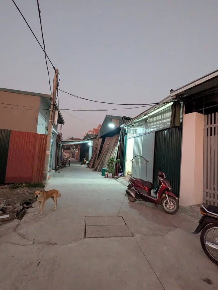 Nhà 2 tầng Thôn 3 Vạn Phúc 80m² chỉ 1 tỷ - Ô tô vào tận nhà!