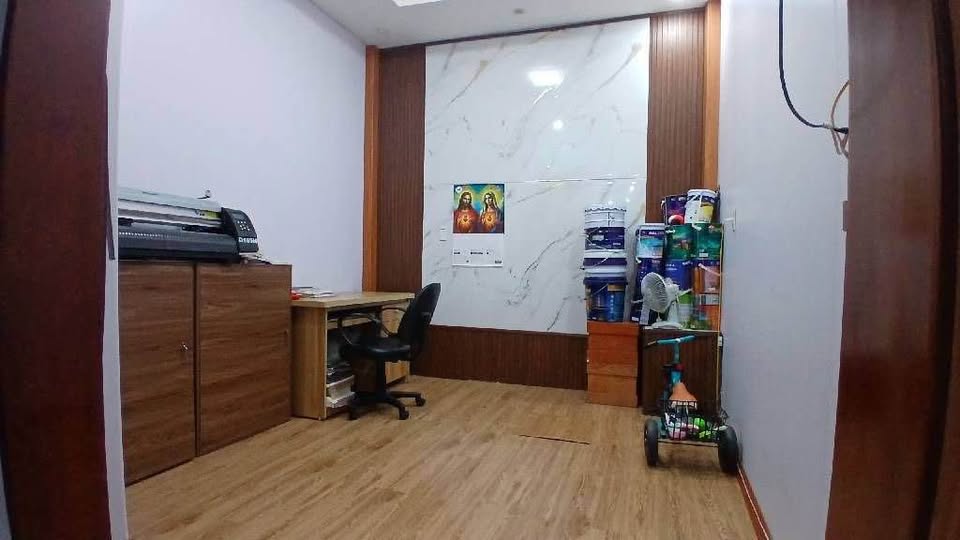 Nhà 3 tầng mặt thoáng tại Kim Giang, Hoàng Mai - 40m² giá 9.9 tỷ - Sổ đỏ chính chủ!