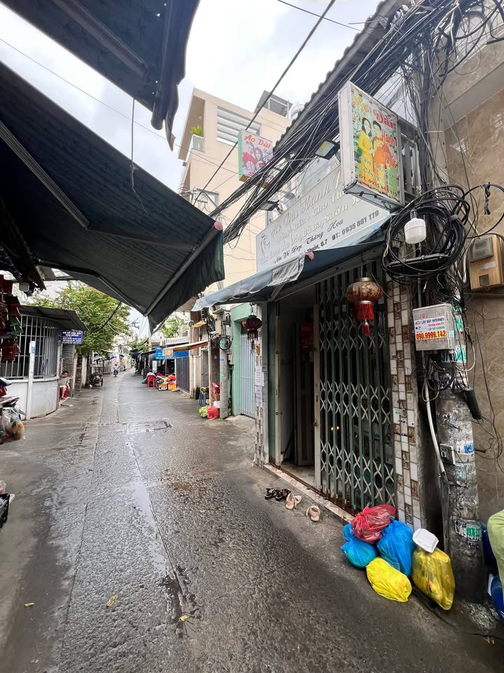 Nhà phố Phú Thuận Quận 7 52m² giá 3.69 tỷ - Kinh doanh đa ngành nghề!