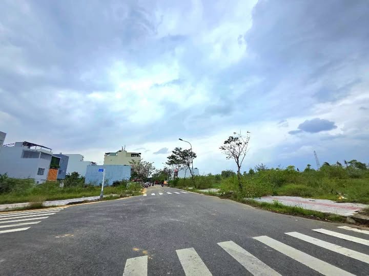 Đất biệt thự mặt tiền Bờ Quan 1, Đà Nẵng 183.7m² giá 12 tỷ - Đầu tư sinh lời lý tưởng!