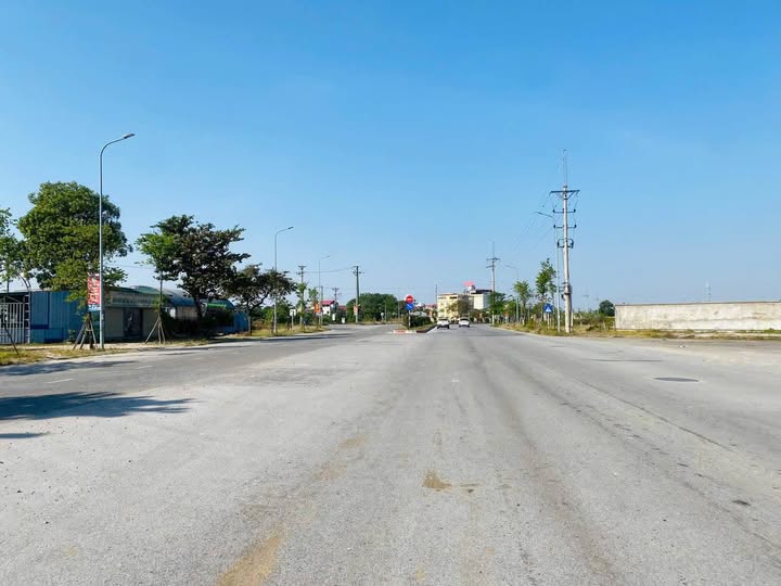 Đất lô góc Mai Đình 50m² giá 1.1 tỷ - Mặt tiền 6.5m, gần KCN Nội Bài!