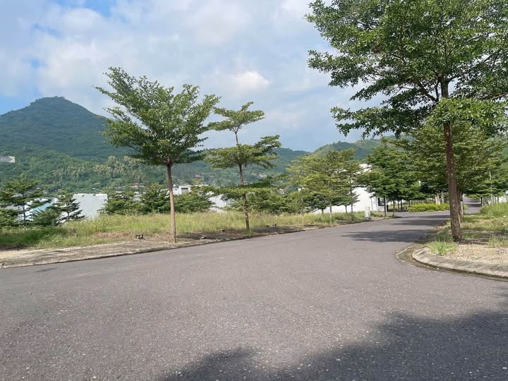 Bán lô đất đẹp 112m² khu nhà ở cao cấp Hoàng Phú, Nha Trang - Giá chỉ 2.8 tỷ!