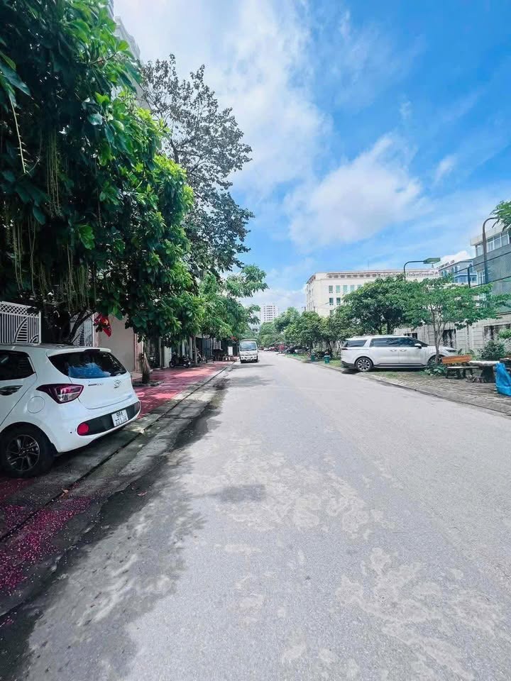 Đất Lô Góc Kinh Doanh Đường Lê Triện 74m² Giá 8 Tỷ - Cơ Hội Đầu Tư Hiếm Có!