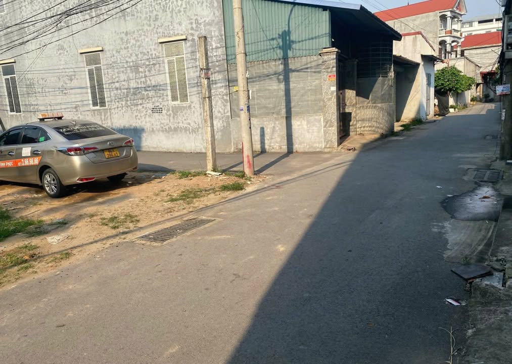 Đất thổ cư 100m² đường Minh Quyết, Khai Quang, Vĩnh Yên - Giá 2.3 tỷ, vị trí vàng gần KCN