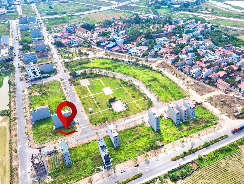 Đất nền góc VIP L10 Khắc Niệm 142m² giá 14 tỷ - View vườn hoa lý tưởng!