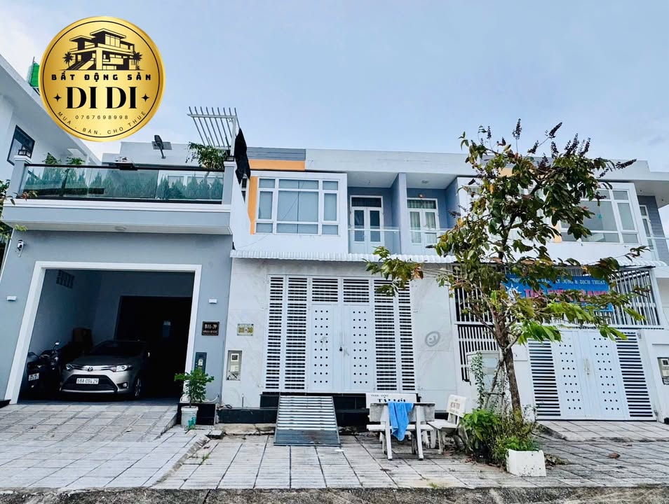 Nhà mặt tiền khu đô thị Tây Bắc Rạch Giá 110m² giá chỉ 2 tỷ - Gần trung tâm!