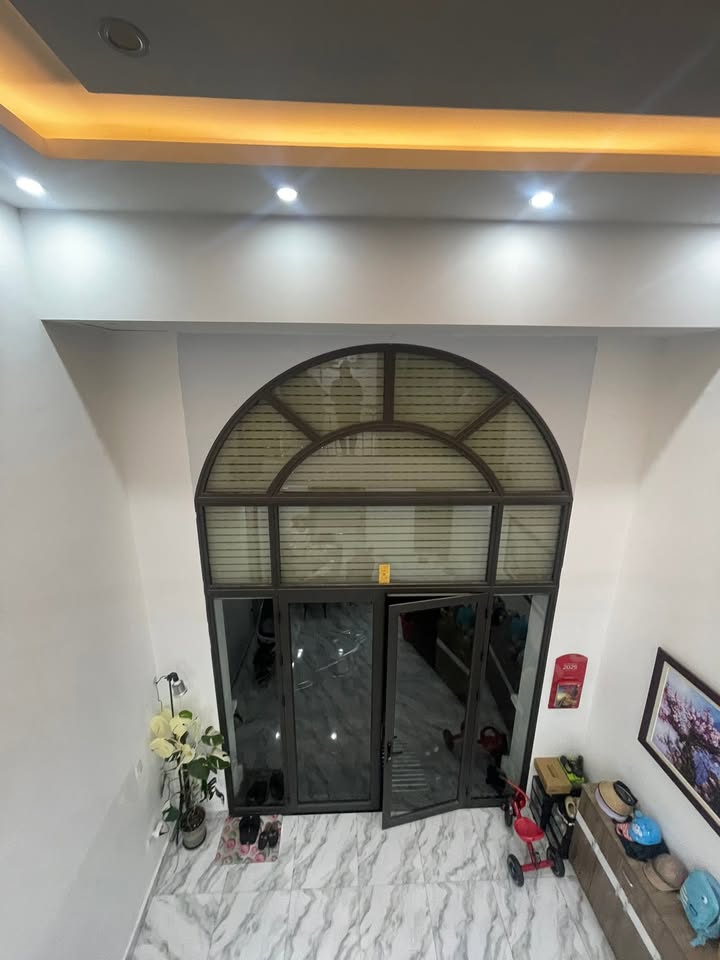 Nhà mặt đường Đào Đô, Thượng Lý 45m² giá 5.2 tỷ - Kinh doanh thuận lợi!