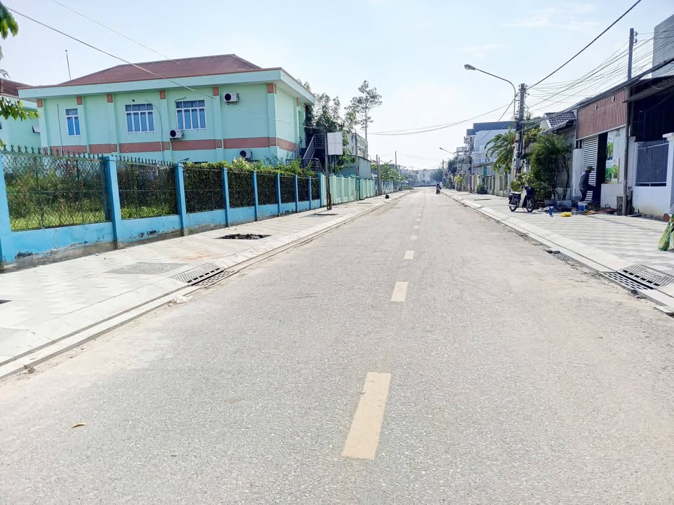 Đất thổ cư mặt tiền Trần Quang Diệu, Hàm Thắng, Phan Thiết 200m² giá 5.99 tỷ - Cơ hội đầu tư sinh lời!