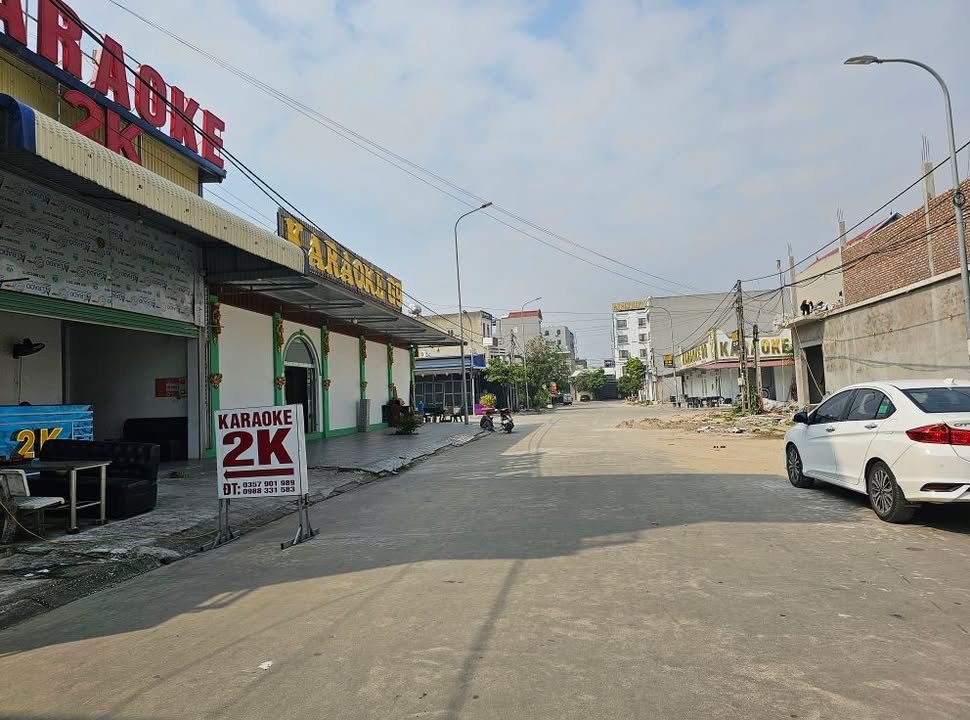 Đất nền Phượng Mao Quế Võ 90m² giá 5 tỷ - Mặt tiền 4.5m, kinh doanh sầm uất!