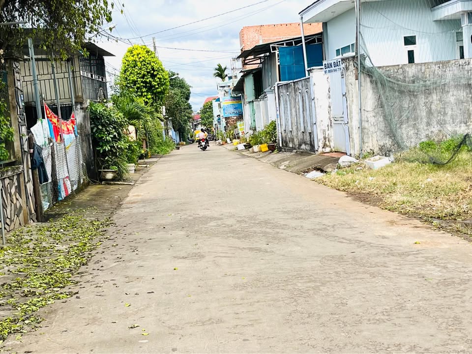 Đất Hẻm 55 Phan Đăng Lưu, Pleiku 167m² giá 1.35 tỷ - Khu dân cư an ninh tốt!