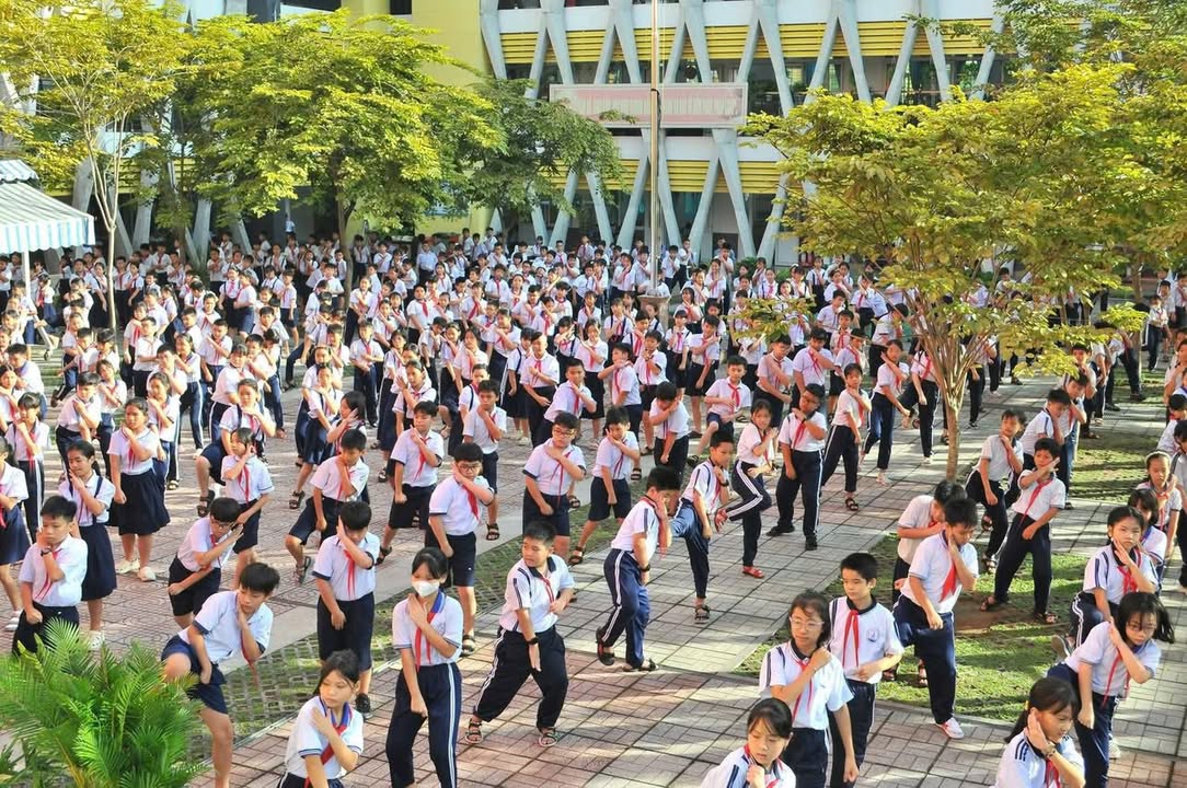 Đất Biệt Thự Tại KDC Tứ Hải, Tân Đông Hiệp, Dĩ An 300m² - Giá 9.3 Tỷ!