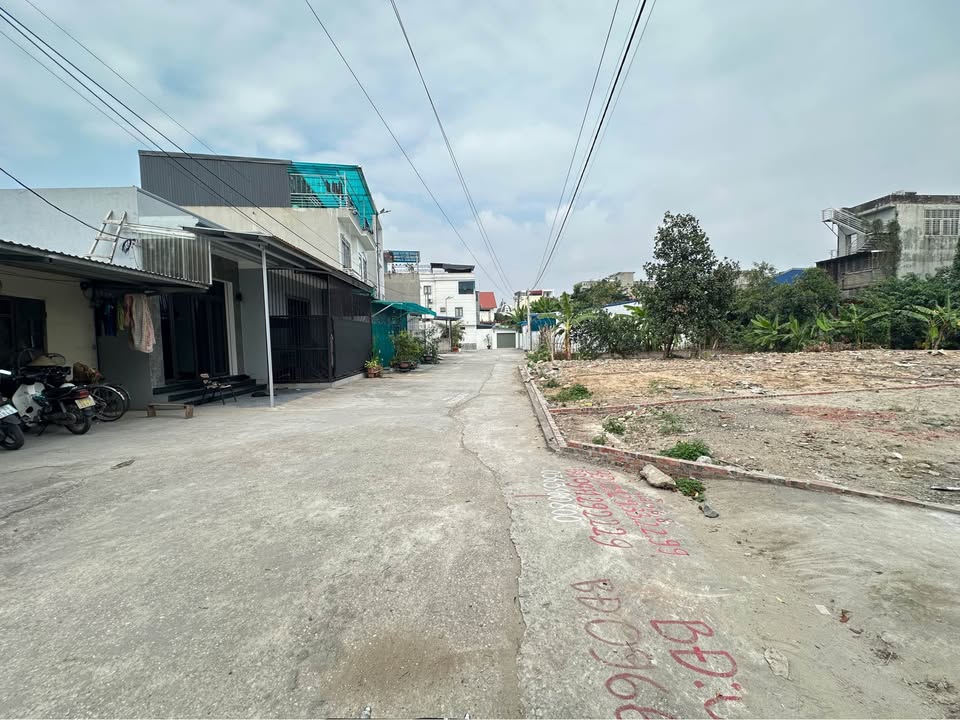 Đất nền Nam Sơn Hải Phòng 50,3m² giá 2,1 tỷ - Gần trục đường 351, giao thông thuận tiện!