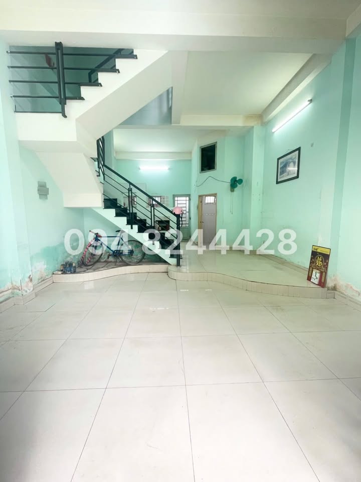 Nhà cho thuê Nhơn Đức Nhà Bè 50m² giá 5.5 triệu - Tiện ích đầy đủ!