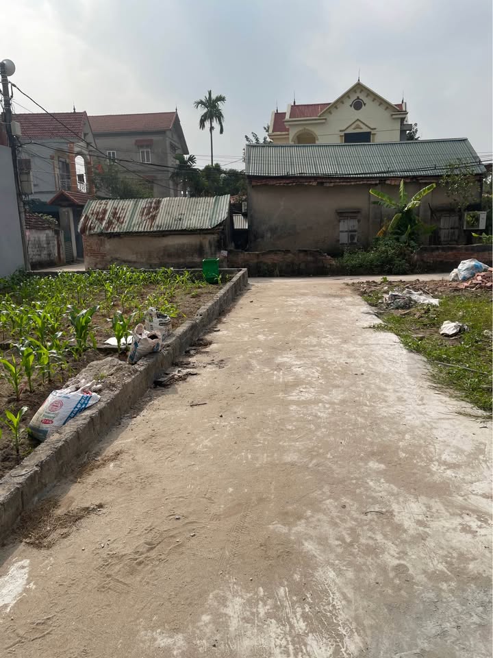 Đất Vạn Phúc, Hà Đông 50m² giá 4.2 tỷ - Sổ đỏ chính chủ, thuận tiện kinh doanh!