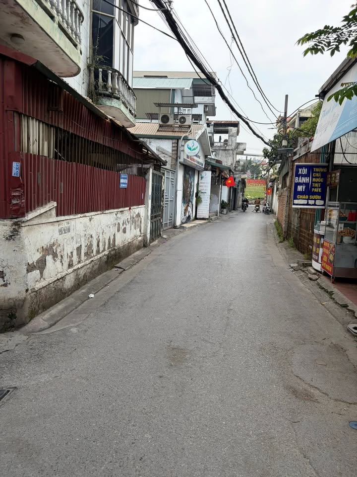 Nhà phố Ngọc Thụy Long Biên 64m² giá 16 tỷ - Ô tô vào nhà, sẵn sàng ở ngay!