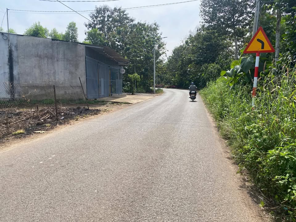 Đất nền 1000m² xã Ngọc Định, giá 1.5 tỷ - Cơ hội đầu tư tuyệt vời!